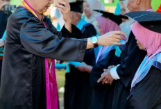 55  Orang Wisuda, Sekolah Lansia Desa Lokasi Baru Cetak Lansia Tangguh yang Mandiri dan Produktif 