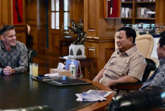Presiden Prabowo Bahas Target Timnas Indonesia ke Piala Dunia 2030 di Hambalang