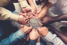 Membumikan Akhlak: Mengubah Kebiasaan Kecil Menjadi Ladang Pahala