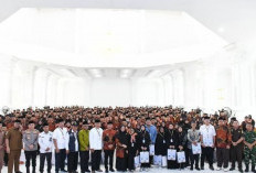 Walikota Bengkulu Titip Doa untuk Kemajuan Kota di Sela-Sela  Pelepasan Jamaah Calon Haji