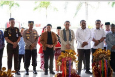 Bawa Rombongan, Menteri Kebudayaan Fadli Zon Nostalgia Sejarah di Bengkulu