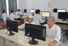 69.176  Santri di Indonesia Ikut UAN Pendidikan Kesetaraan 2025/2026