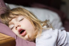 Bangun-Bangun Basah? Mengapa Kita Ngiler Saat Tidur dan Kapan Harus Waspada