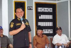 Warga Syukuran, Walikota Realisasikan 1.000 Jalan Mulus  di Perumahan Royal Residence 2