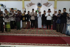 Bupati Kaur Bantu Masjid di Desa Tanjung Agung Kecamatan Maje, Santunan Anak yatim dan Bedah Rumah