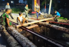 Gunakan BTT, Jalan Amblas di Desa Nenggalo Ditangani Darurat