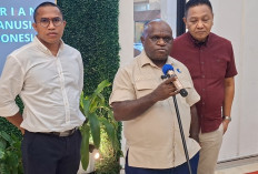 Jangan Kriminalisasi Amien Rais, Natalius Pigai Tegur Meutya Hafid