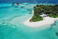 Eksotisme Belitung: Surga Granit dan Air Kristal