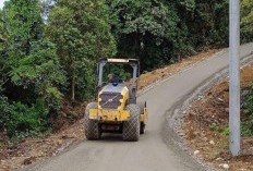 Jalan  di UPT Air Sulian Kedurang Akhirnya  Dihotmix,  Pemasangan Jaringan Listrik Dikabulkan