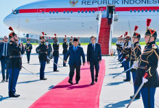 Salat Idul Adha di Paris , Presiden Prabowo  Kunker ke Prancis