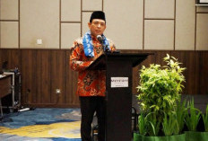 Walikota Bengkulu Ajak Warga Belanja dan Berjualan di Dalam Pasar