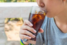 Apakah Aman Minum Minuman Bersoda Saat Berbuka Puasa?