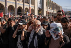 Salat Jenazah Ali Khamenei Dipimpin Ulama Senior, Mojtaba Tak Tampak di Hari Kedua Prosesi
