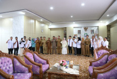 13 Dokter Internship dari Dalam dan Luar Negeri Siap Mengabdi di Kaur, Bupati Gusril: Perkuat Layanan