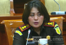  Kejaksaan Agung Cokok Kajari Karo  dan Jajarannya 