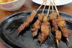 Mencoba Sate Khas Abah Asli yang Menjadi Favorit Banyak Wisatawan dan Menawarkan Cita Rasa Otentik